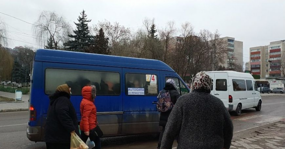 Vești triste pentru locuitorii din Soroca. Călătoria în transportul public se scumpeşte